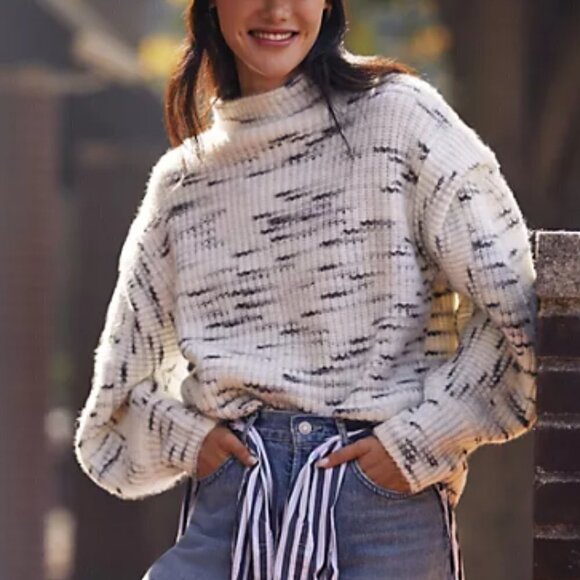 Varley Belgrave Knit Sweater in Egret/Charcoal sz XS - Picture 1 of 6